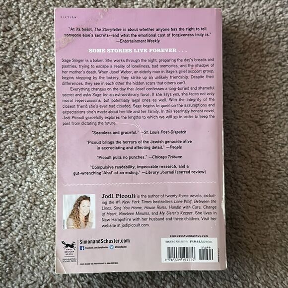 “The Storyteller” paperback by Jodi Picoult! - Picture 2 of 6